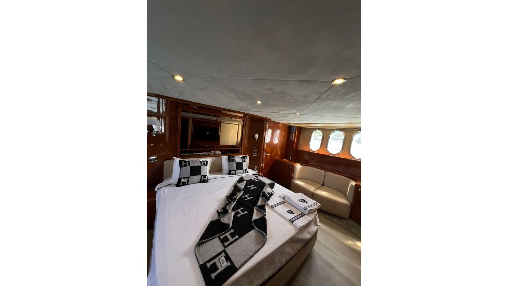 Motor Yacht Freya (001)