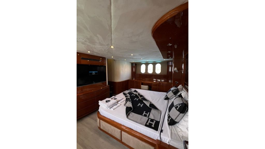 Motor Yacht Freya (002)