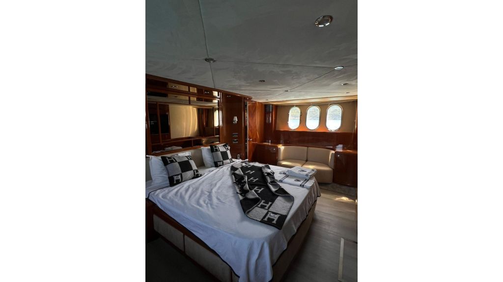 Motor Yacht Freya (013)