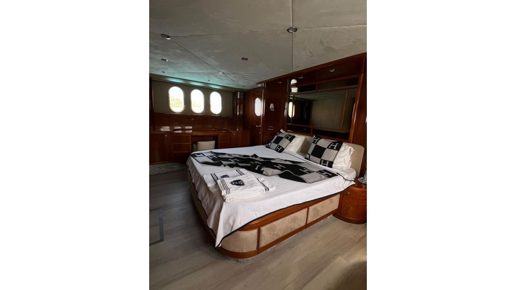 Motor Yacht Freya (015)