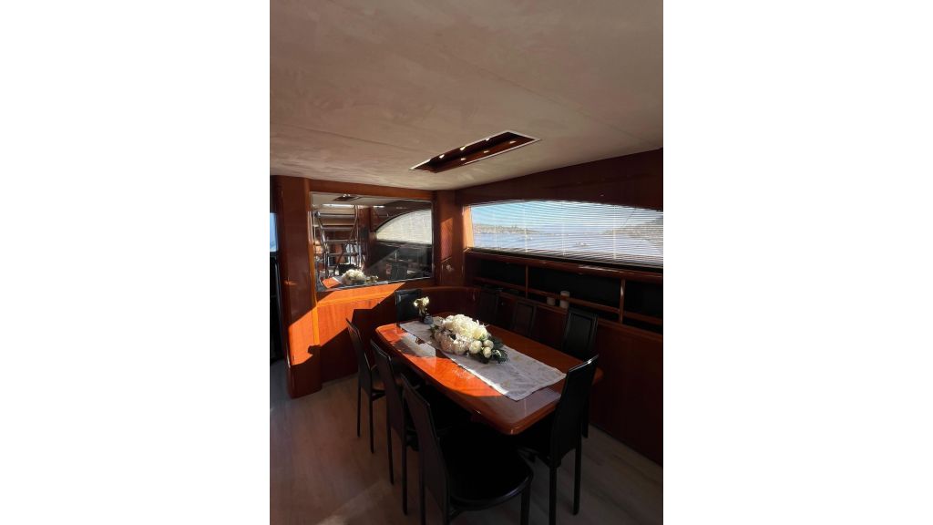 Motor Yacht Freya (050)