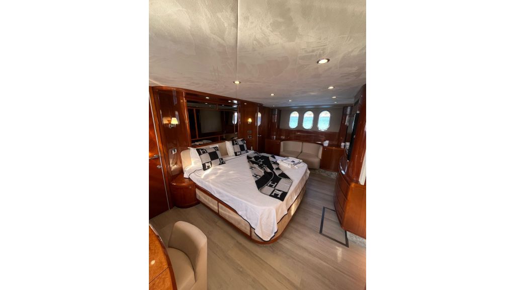 Motor Yacht Freya (064)