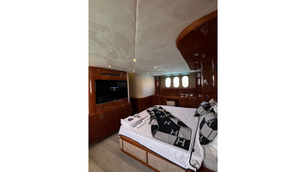 Motor Yacht Freya (067)