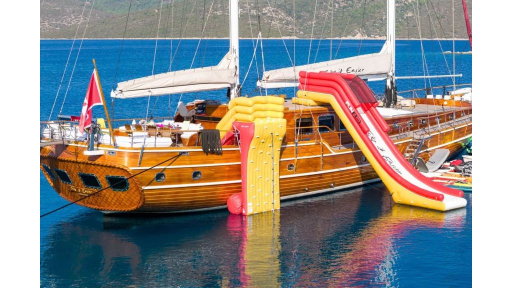 2007 Custom Gulet Motorsailer (018)