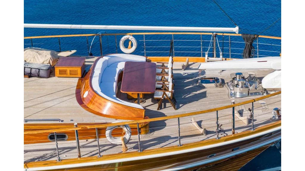 2007 Custom Gulet Motorsailer (023)