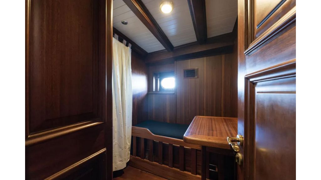 2007 Custom Gulet Motorsailer (033)