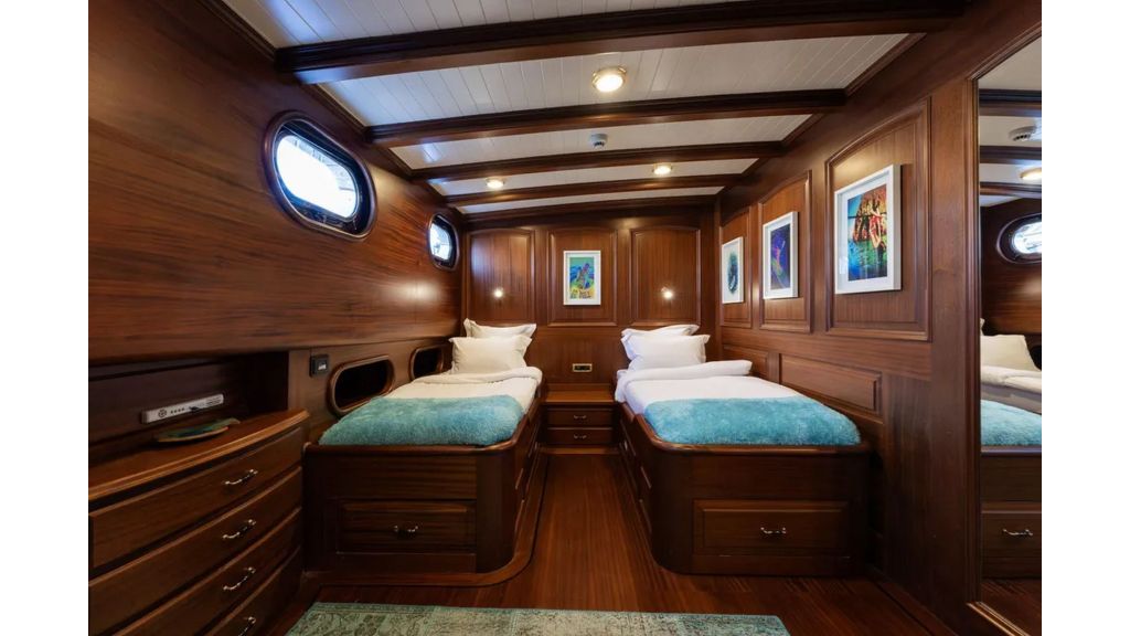 2007 Custom Gulet Motorsailer (034)