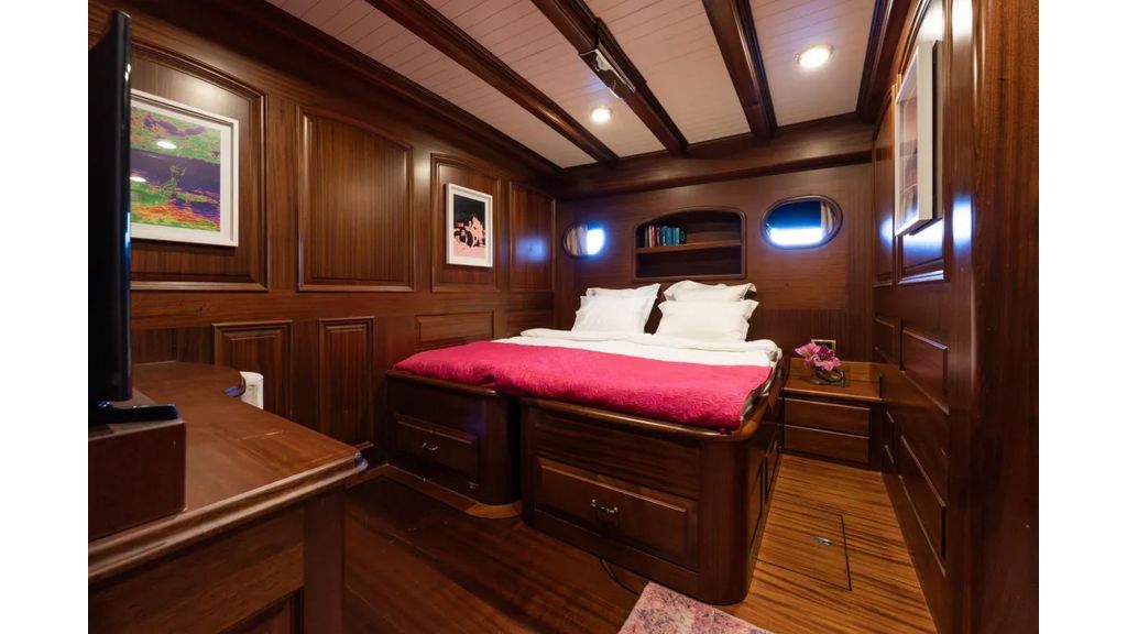 2007 Custom Gulet Motorsailer (039)