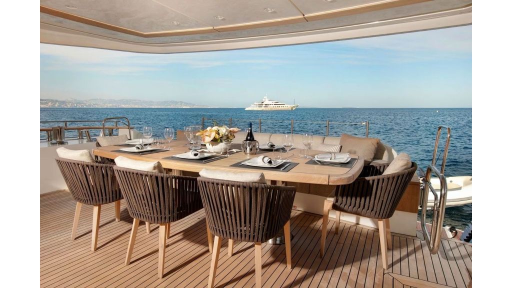 Esmeralda of the Seas Yacht for Sale (007) master