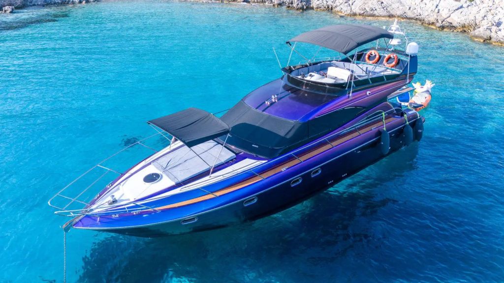 Karan Motor Yacht (001)