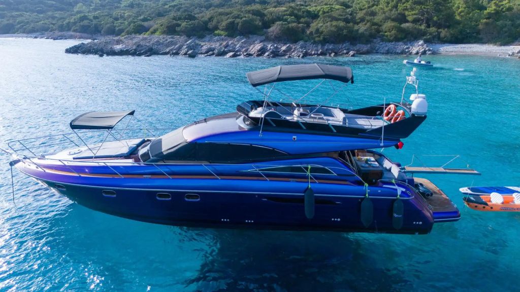 Karan Motor Yacht (005)