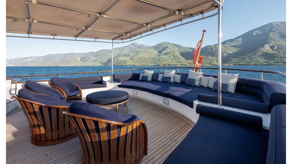 Meserret II Yacht for Sale (010) master