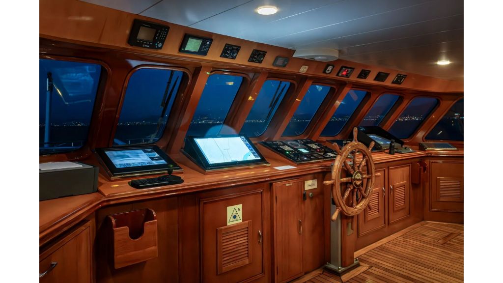 Meserret II Yacht for Sale (033)