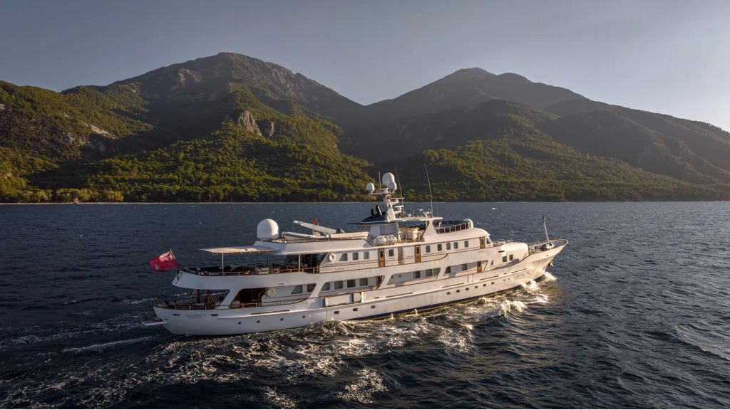 Meserret II Yacht for Sale (038) master