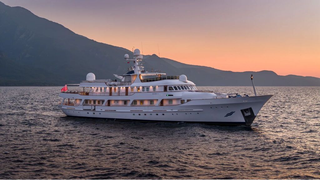 Meserret II Yacht for Sale (041) master