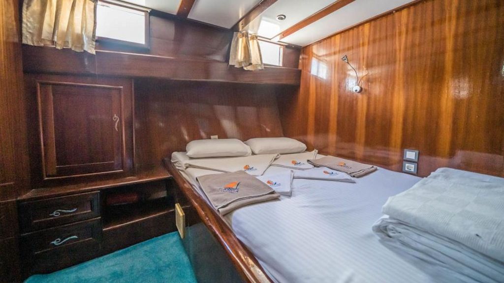 Turquoise Seas (013)