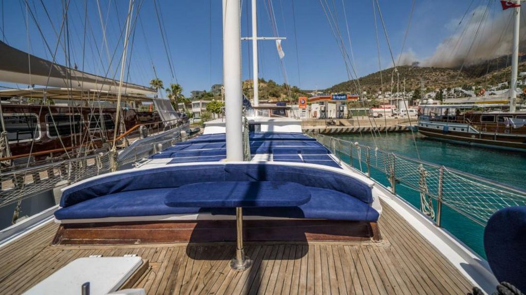 Turquoise Seas (018)