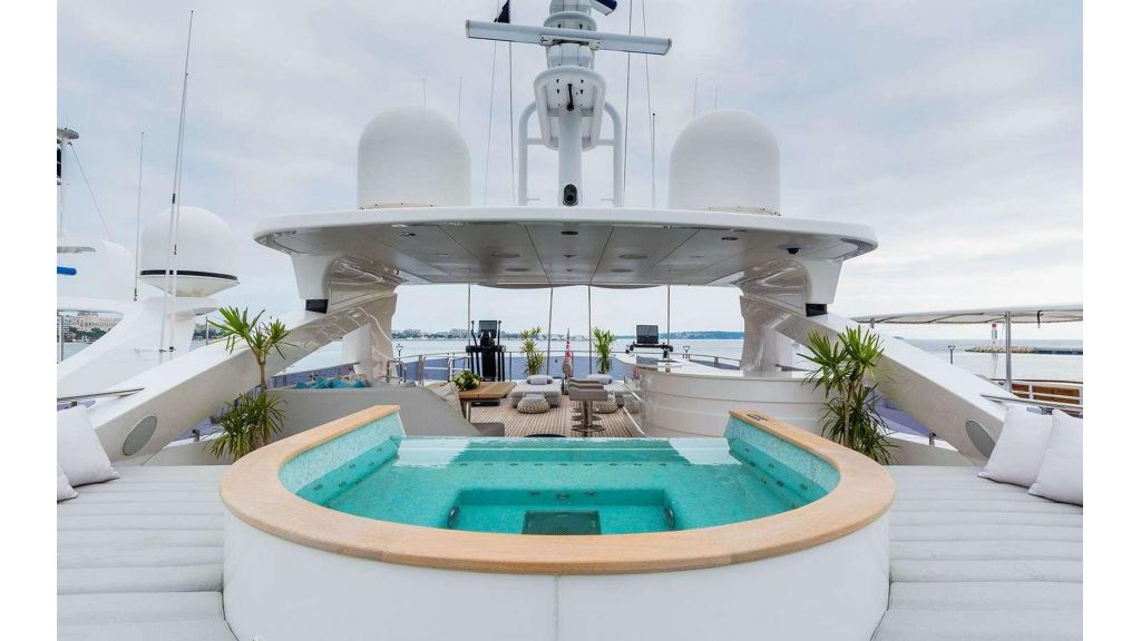 2020 Sunseeker 131 (520)