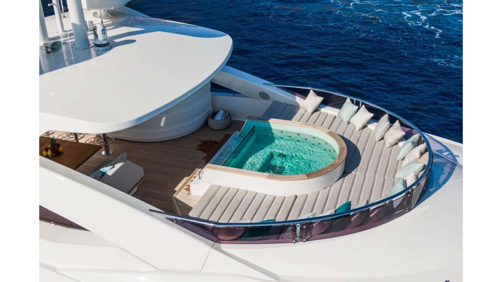 2020 Sunseeker 131 (530)