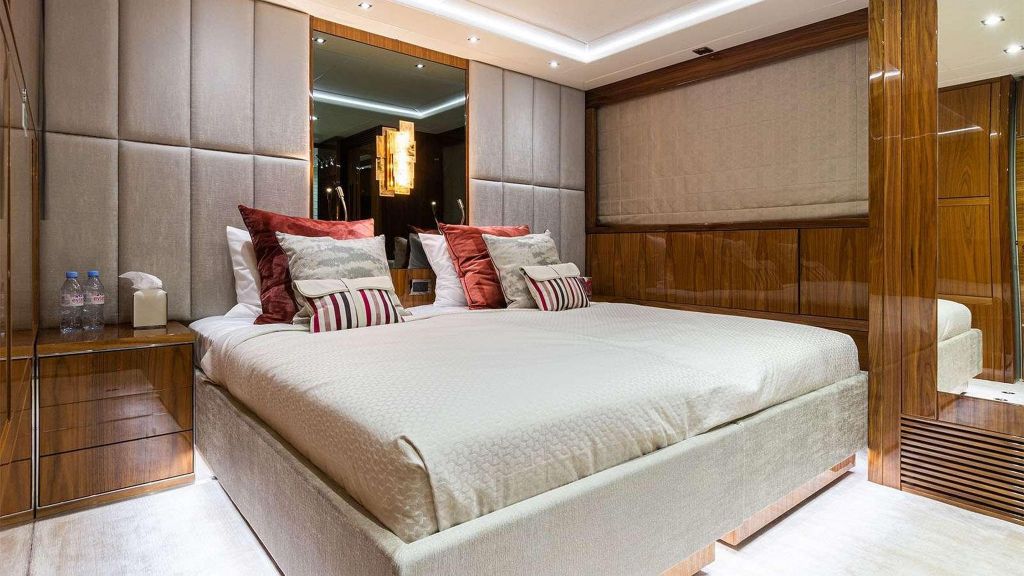 2020 Sunseeker 131 (538)