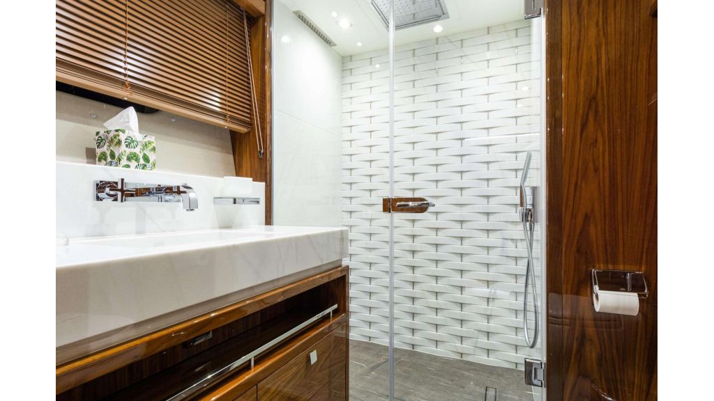 2020 Sunseeker 131 (565)