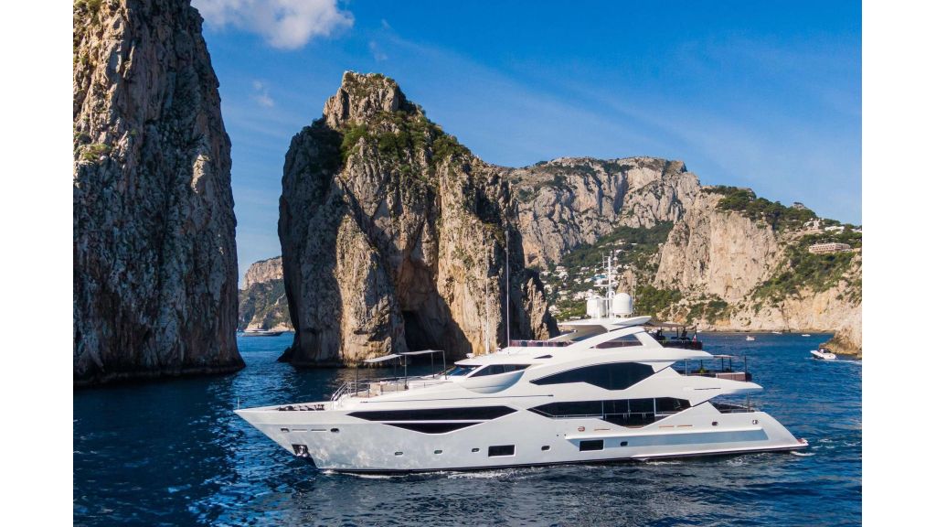 2020 Sunseeker 131 (574)