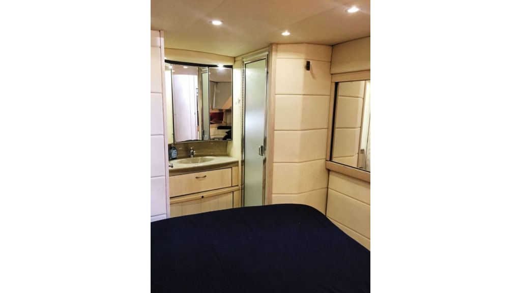 DEDA Motor Yacht (516)