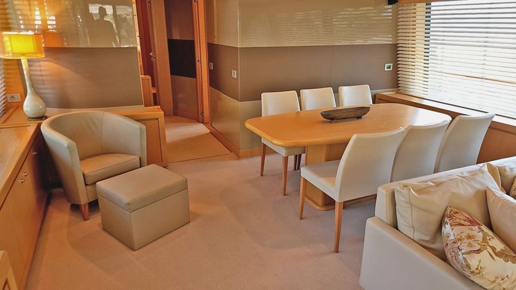 echo plus motor yacht (001)