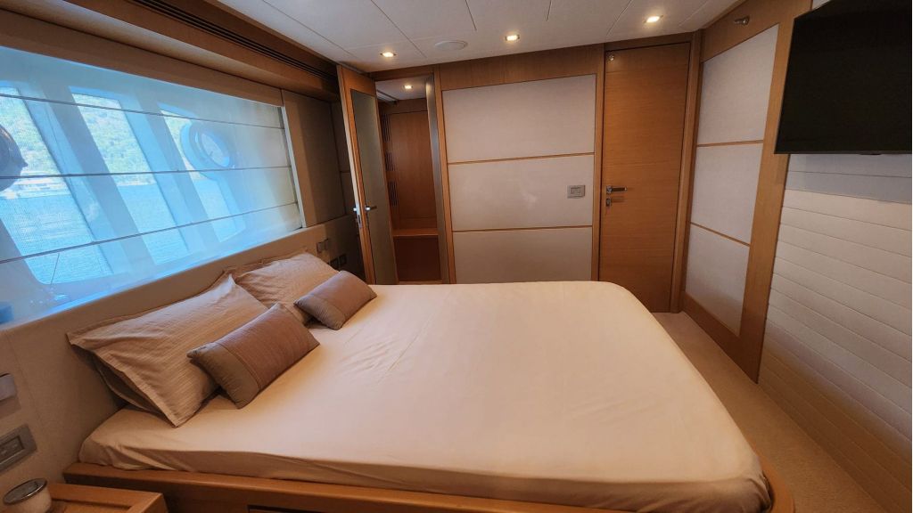 echo plus motor yacht (029)