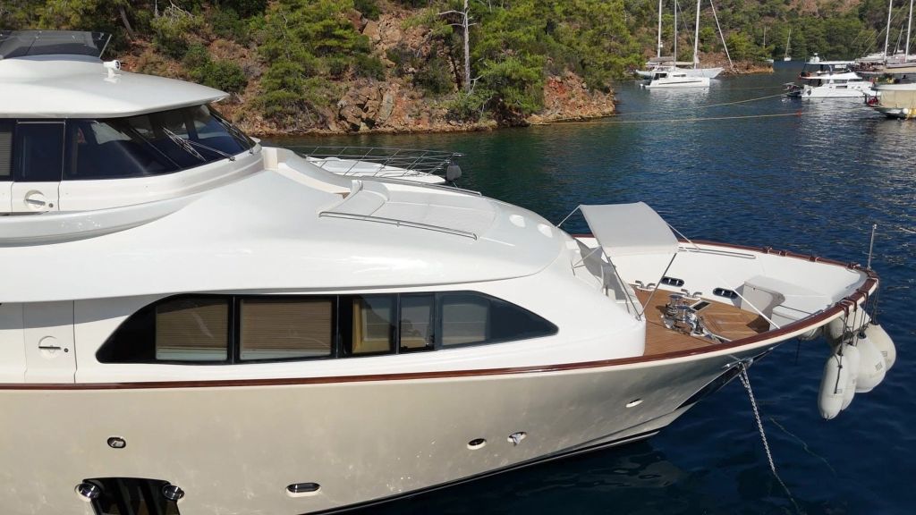 echo plus motor yacht (030)