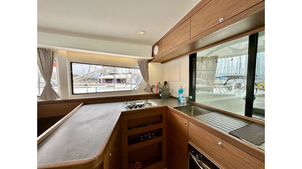 castor lagoon 42 - 2022 (011)