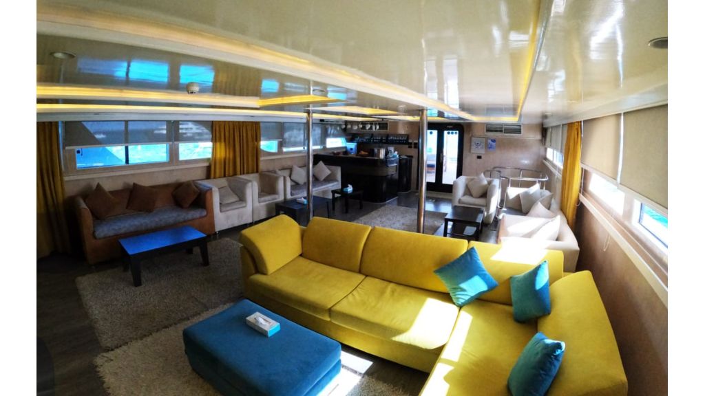 iron yacht (003)