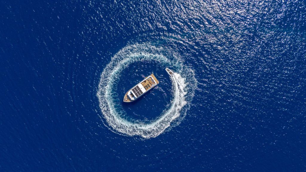 Aksa-s Motor Yacht (012)