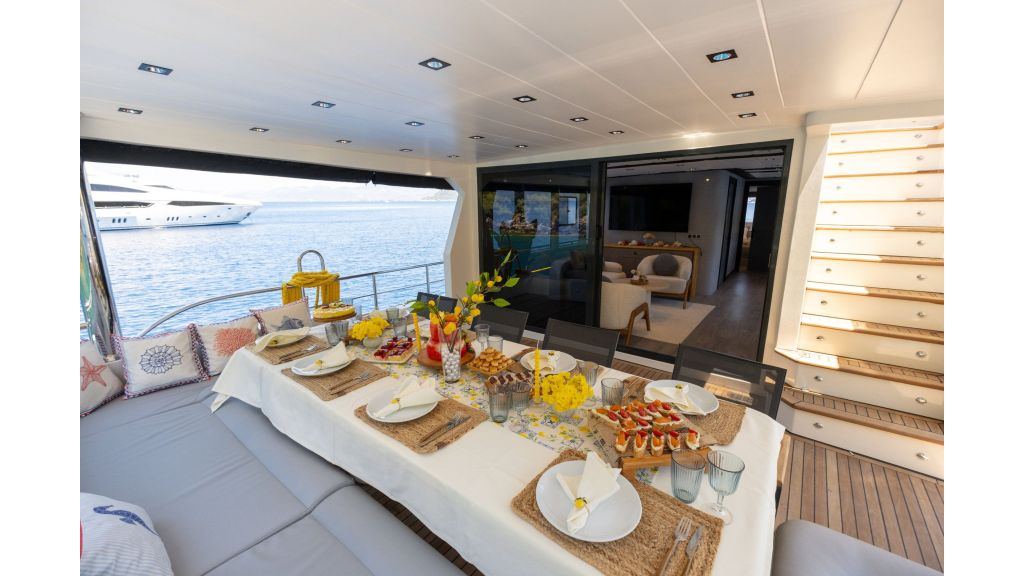 Aksa-s Motor Yacht (034)