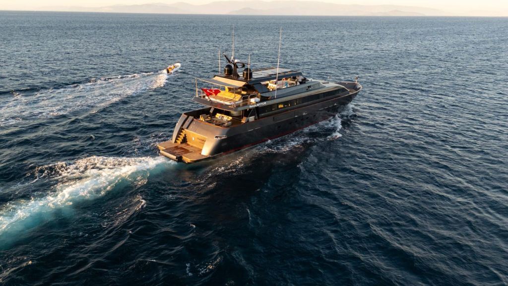 gulsah motor yacht (016) MASTER
