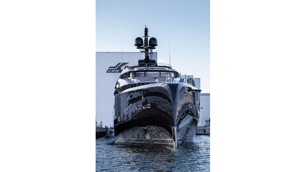salt motor yacht (002)
