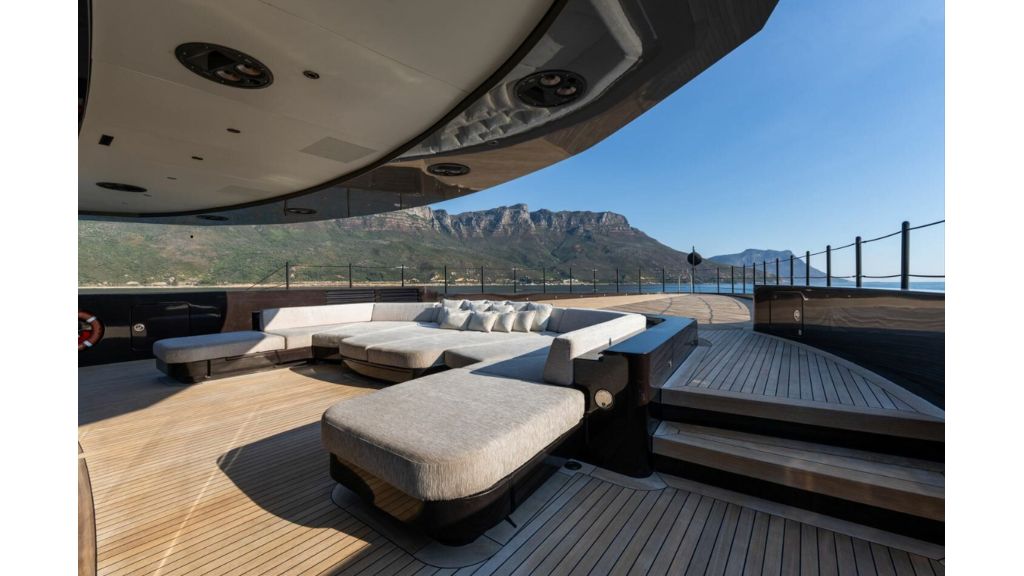 salt motor yacht (007)