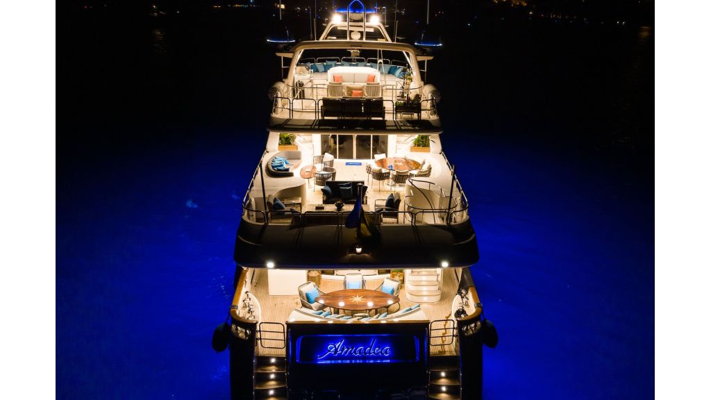 Amadea MotorYacht (027)