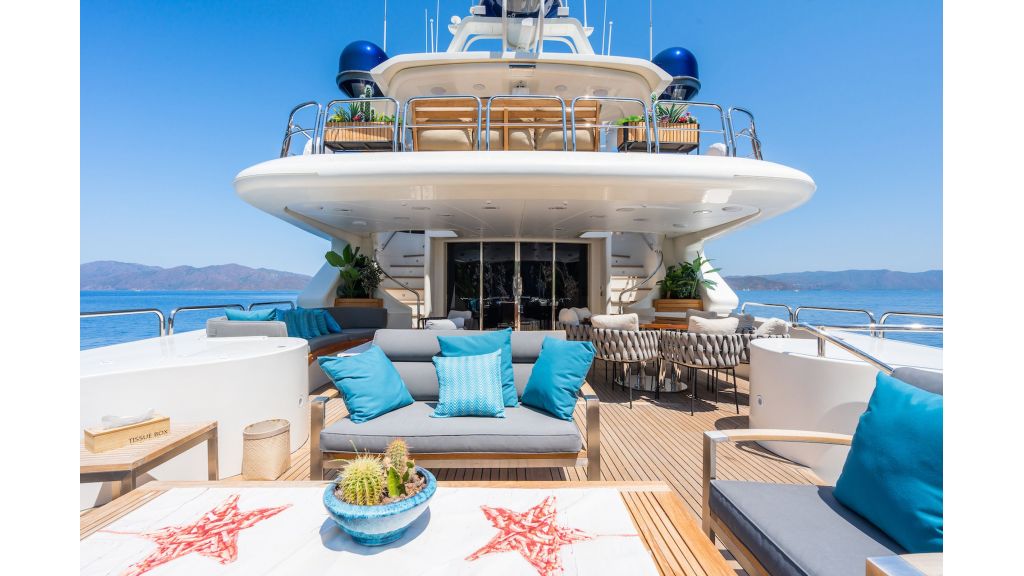 Amadea MotorYacht (030)