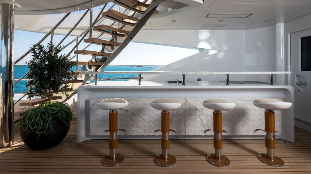 Artisan MotorYacht (011)