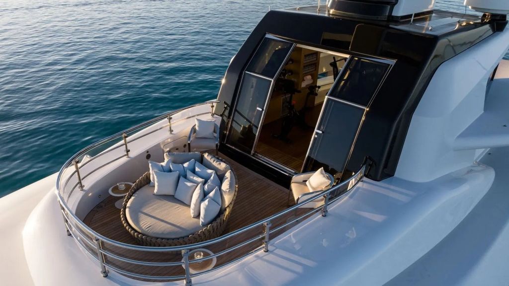 Artisan MotorYacht (012)