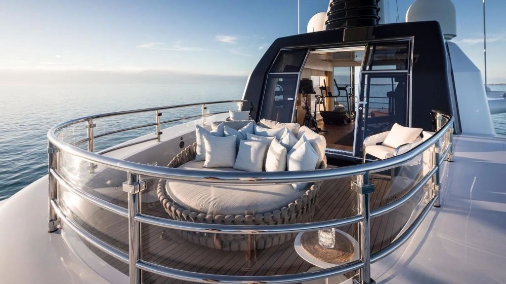 Artisan MotorYacht (013)