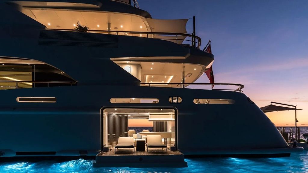 Artisan MotorYacht (033)