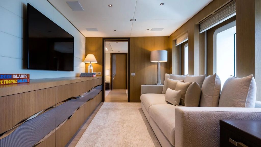 Artisan MotorYacht (038)