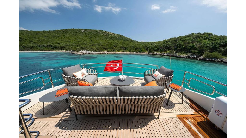 Bella Luna MotorYacht (005)