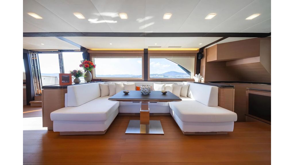 Bella Luna MotorYacht (009)