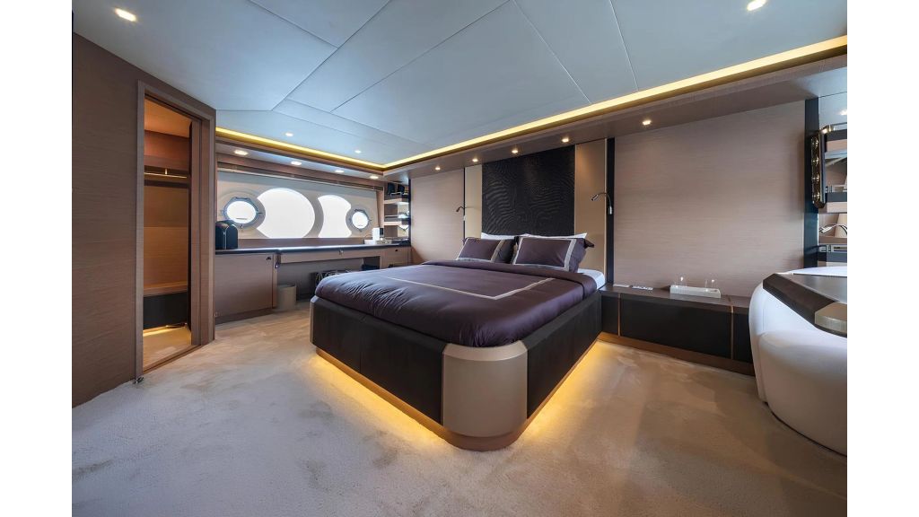Bella Luna MotorYacht (026)