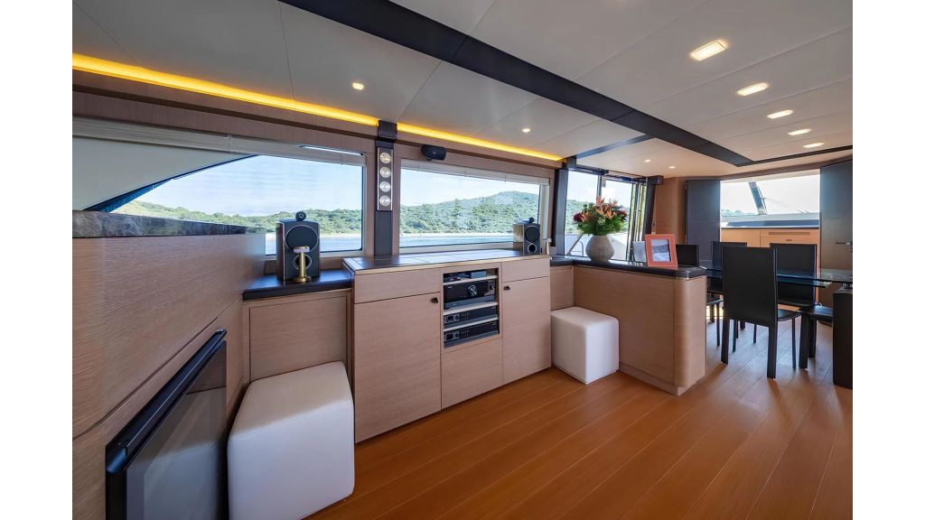 Bella Luna MotorYacht (034)