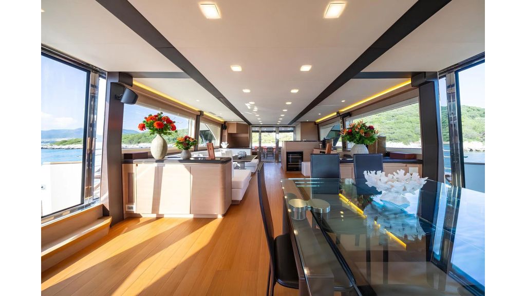 Bella Luna MotorYacht (039)