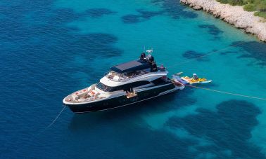 Bella Luna MotorYacht MASTER (004)